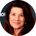 Daphne Zuniga