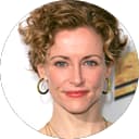 Leslie Hope