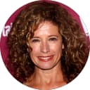 Nancy Travis