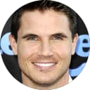 Robbie Amell